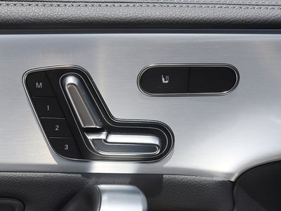 صورة مصغرة 49 لـ 2025 Mercedes-BENZ CLA