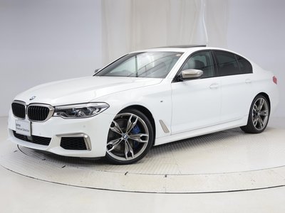BMW 5 SERIES - 1