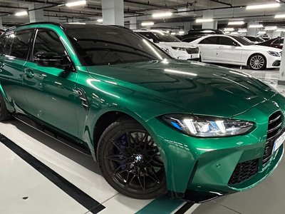 2025 BMW M3 photo 2