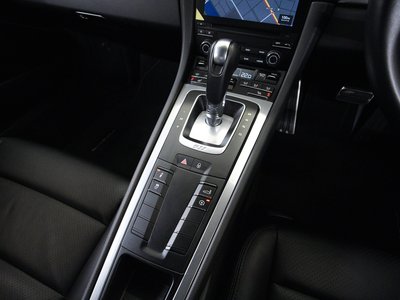 صورة مصغرة 42 لـ 2016 Porsche 911