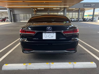 LEXUS LS - 6