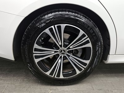 MERCEDES-BENZ E-CLASS - 6