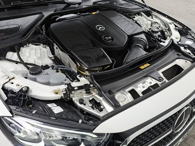 MERCEDES-BENZ E-CLASS - 7