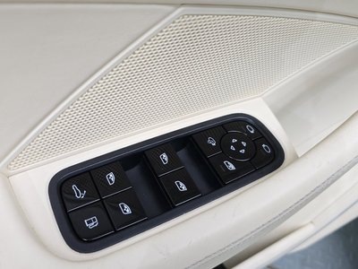 2018 Porsche PANAMERA — миниатюра 29