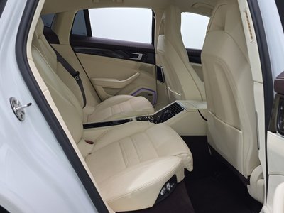 2018 Porsche PANAMERA — миниатюра 17