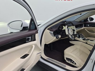 2018 Porsche PANAMERA — миниатюра 13