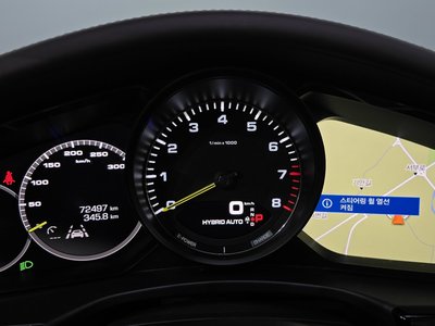 2018 Porsche PANAMERA — миниатюра 11
