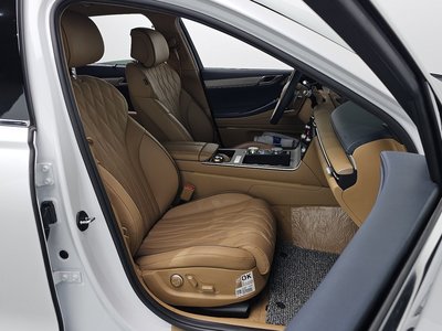 GENESIS G80 (RG3) - 10