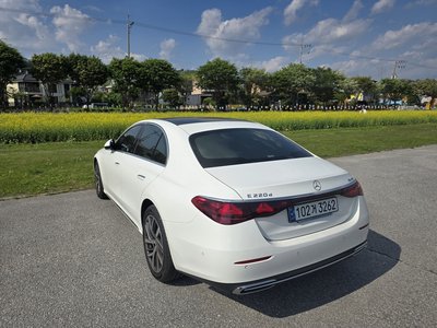 MERCEDES-BENZ E-CLASS - 2