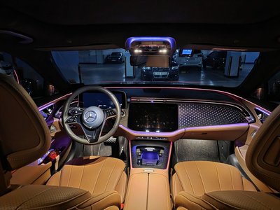 MERCEDES-BENZ E-CLASS - 6