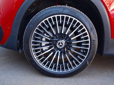 MERCEDES-BENZ EQB - 9