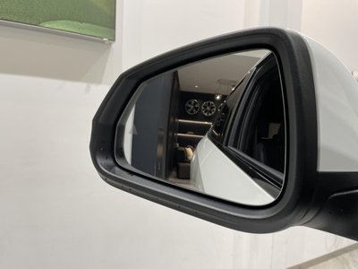 صورة مصغرة 54 لـ 2025 BMW X1