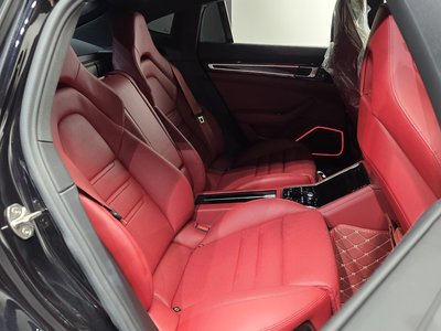 صورة مصغرة 17 لـ 2023 Porsche PANAMERA