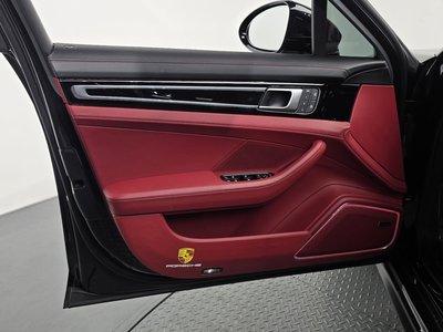 صورة مصغرة 14 لـ 2023 Porsche PANAMERA