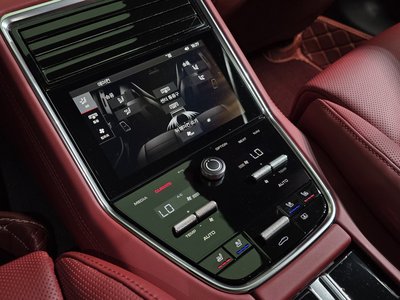 صورة مصغرة 26 لـ 2023 Porsche PANAMERA