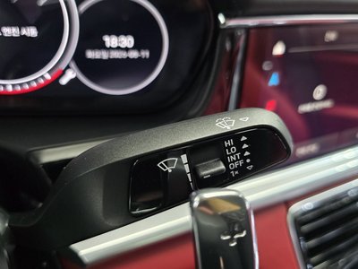 صورة مصغرة 29 لـ 2023 Porsche PANAMERA
