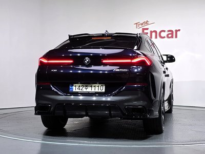 2021 BMW X6 照片 3