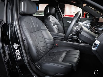 BMW 7 SERIES - 4
