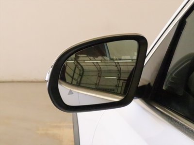 MERCEDES-BENZ GLB - 6
