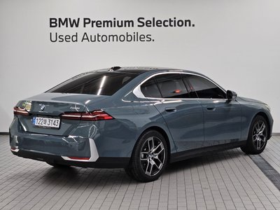 BMW 5 SERIES - 5