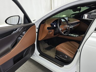 صورة 10 لـ 2021 Genesis G80