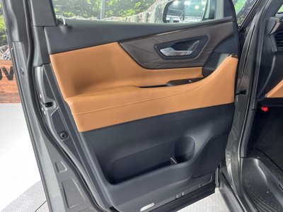 صورة مصغرة 43 لـ 2026 Toyota VELLFIRE