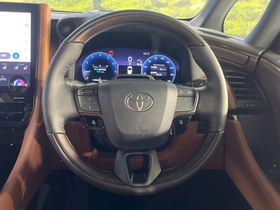 صورة 10 لـ 2026 Toyota VELLFIRE