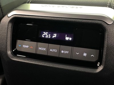 2025 Toyota LAND CRUISER 250 — миниатюра 37