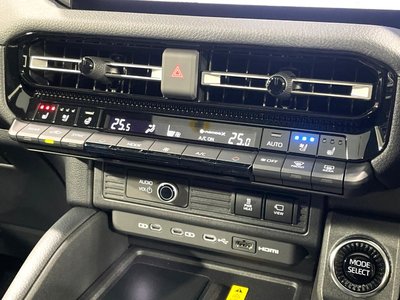 2025 Toyota LAND CRUISER 250 — миниатюра 42