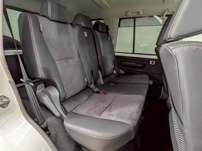 TOYOTA LAND CRUISER - 6