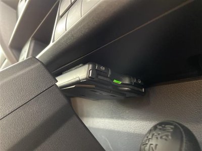 TOYOTA LAND CRUISER 70 - 5