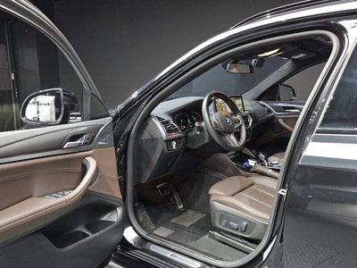 2024 BMW X4 thumbnail 13