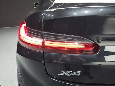 صورة 10 لـ 2024 BMW X4
