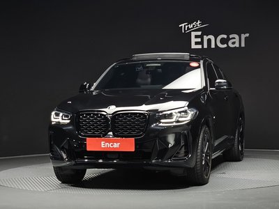 صورة 2 لـ 2024 BMW X4