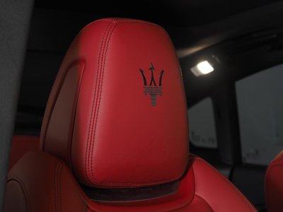 2022 Maserati LEVANTE — фото 9