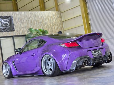 صورة 6 لـ 2024 Toyota GR86