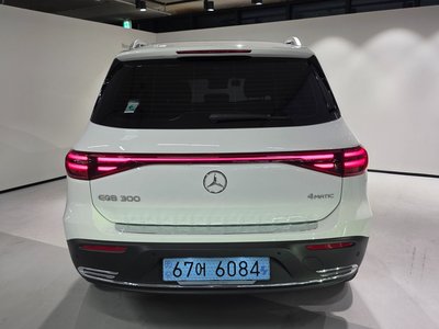 2025 Mercedes-BENZ EQB 照片 5