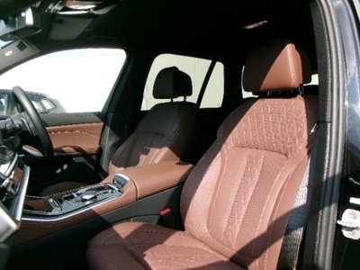 صورة مصغرة 48 لـ 2025 BMW X5