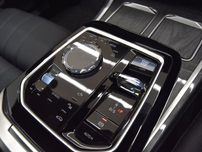 2024 BMW 7 SERIES — миниатюра 15
