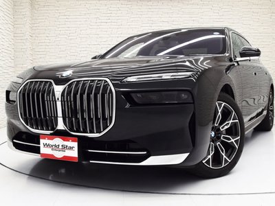 BMW 7 SERIES - 1