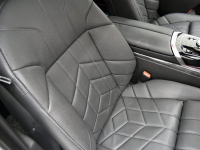 BMW 7 SERIES - 10