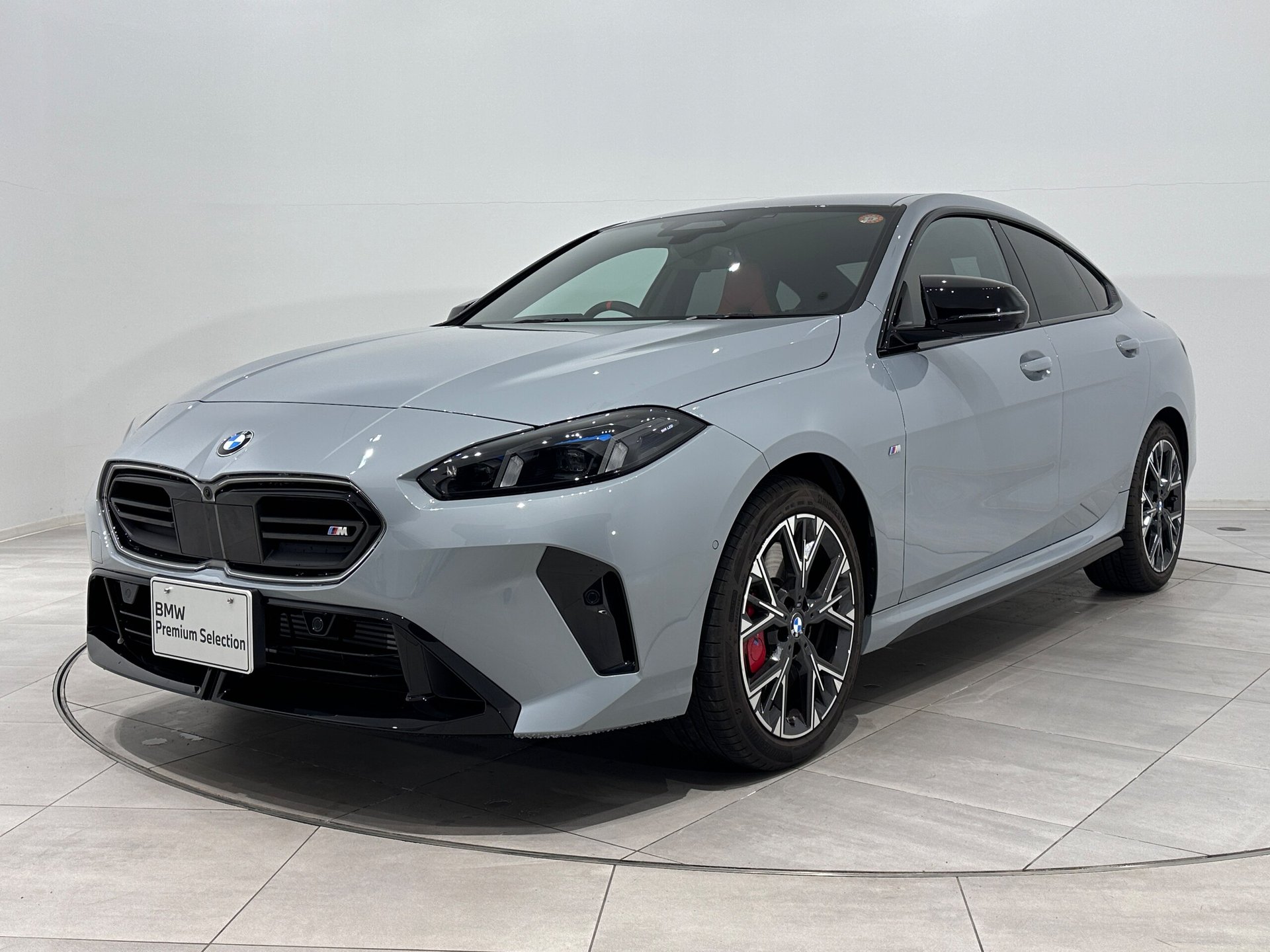 BMW 2 SERIES GRAN COUPE - View 1