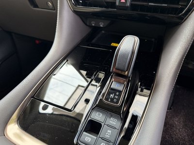 صورة مصغرة 24 لـ 2023 Toyota ALPHARD