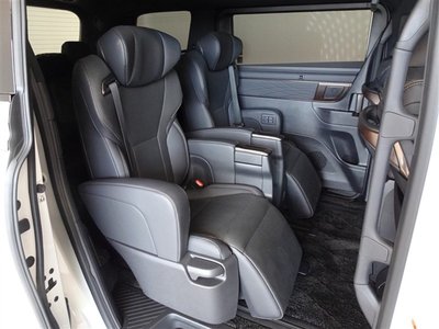 صورة مصغرة 20 لـ 2023 Toyota ALPHARD
