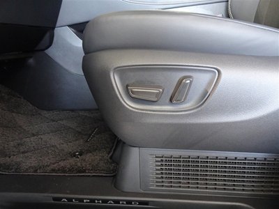 صورة مصغرة 18 لـ 2023 Toyota ALPHARD