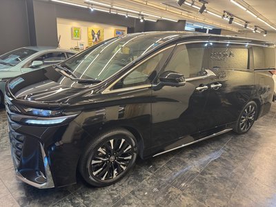 TOYOTA VELLFIRE - 4