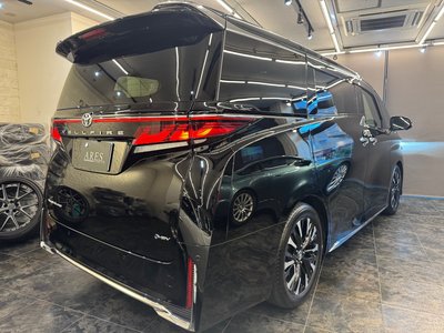 TOYOTA VELLFIRE - 2