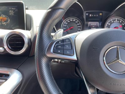 MERCEDES-BENZ GT AMG - 9