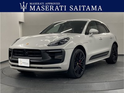 PORSCHE MACAN - 2