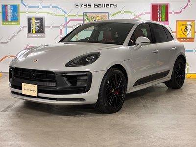 PORSCHE MACAN - 1